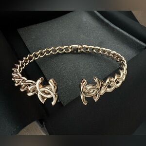 CHANEL Gold Necklace